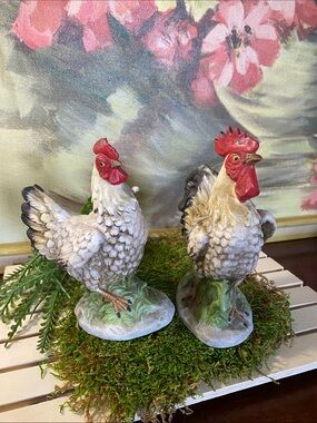 Homco Porcelain Hen & Rooster Set